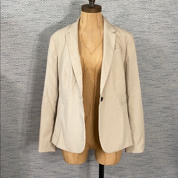 Banana Republic Pinstripe Blazer - Picture 4 of 11